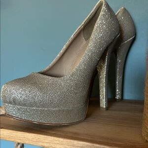 Chinese Laundry Gold Glitter Platform Heels